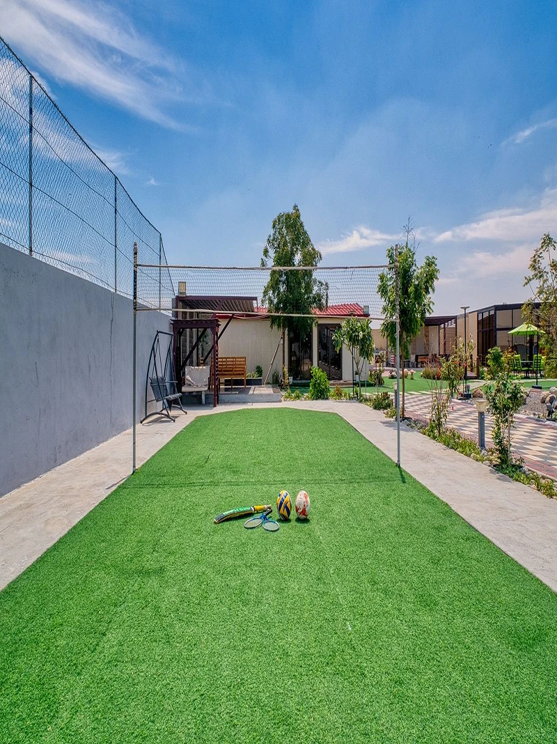 Outdoor Bike Ride & Huge Garden